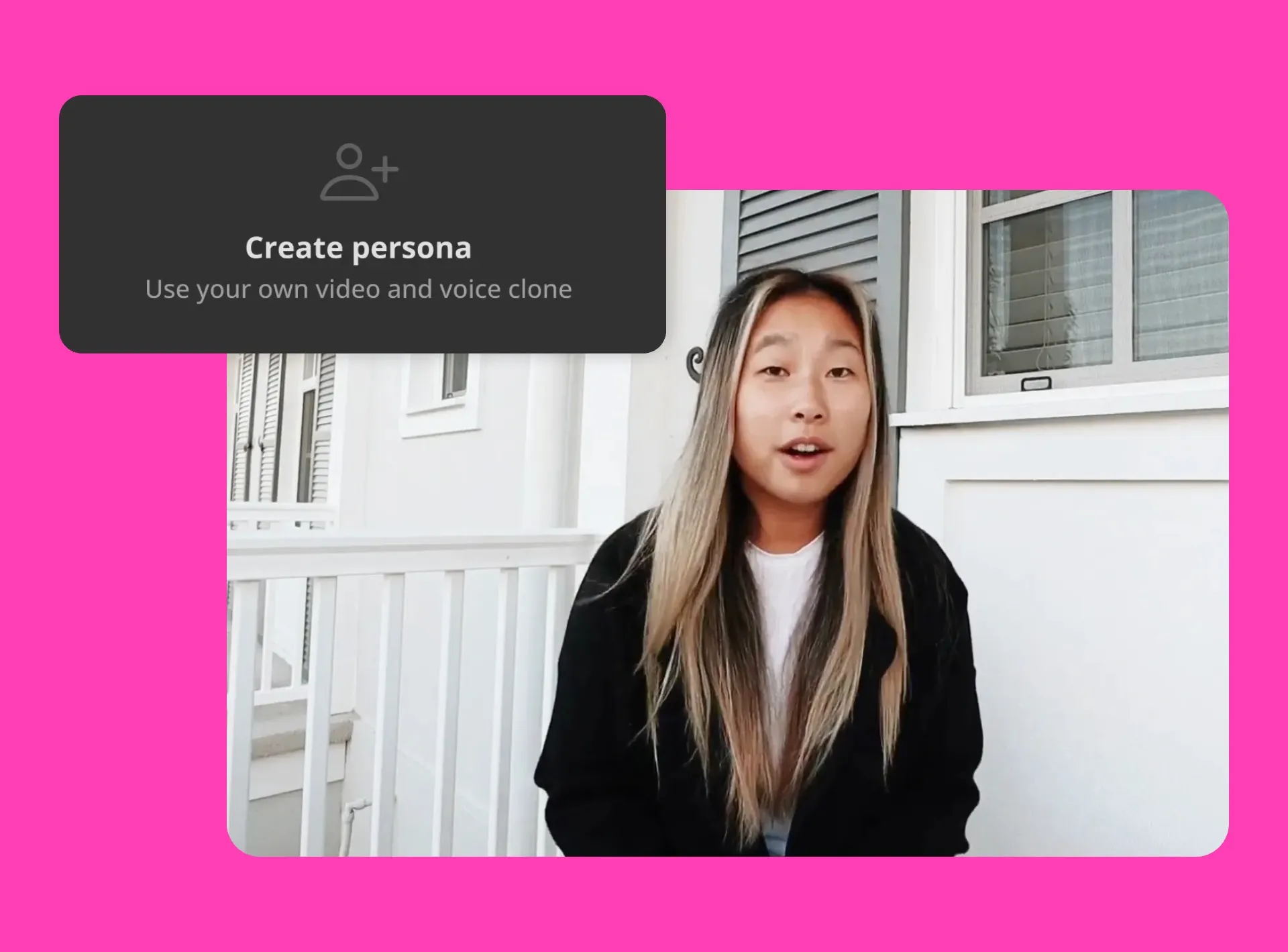 Isang content creator na nag-film para sa camera na may Create Persona option na lumilitaw sa kanilang ulo